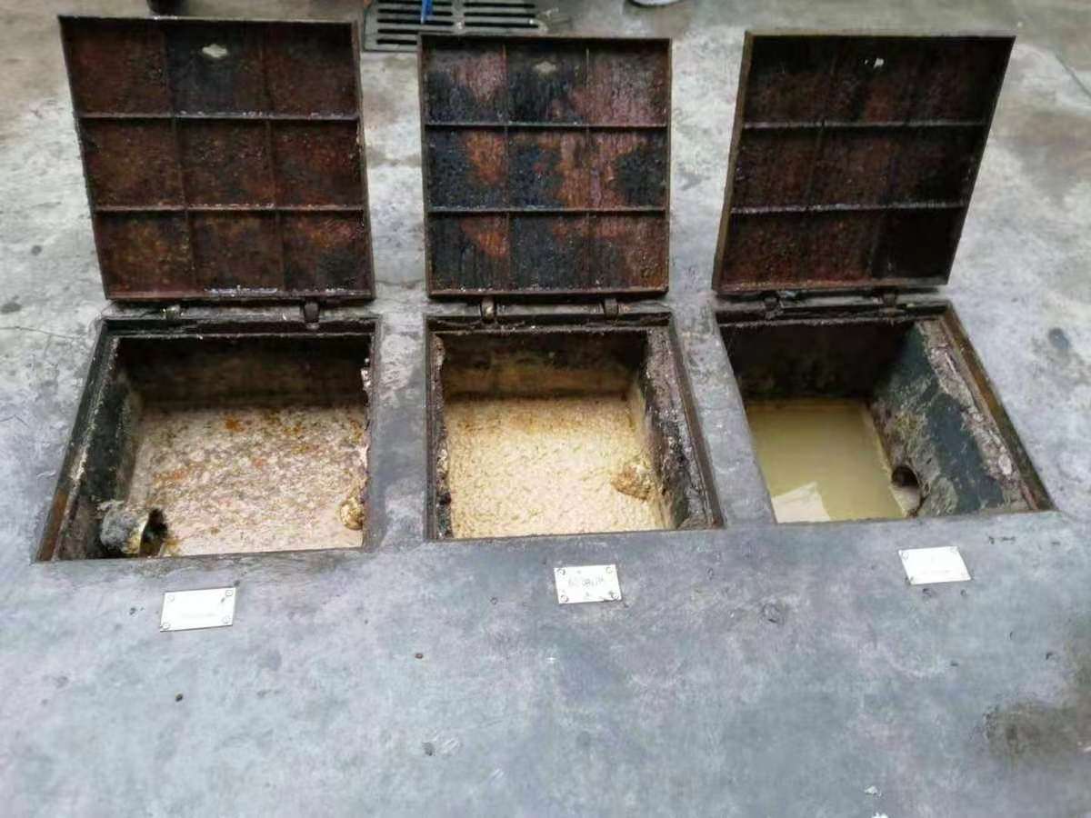 张沟镇清理隔油池-污水池清掏